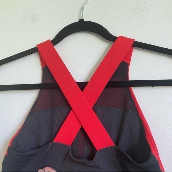 Lululemon Spin It To Win It Tank Top • Love Red / Deep Coal • US 6 - Picture 4 of 7